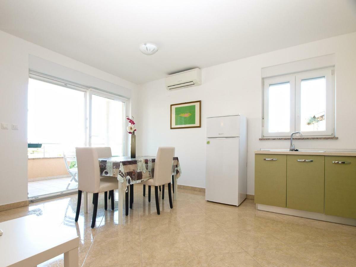 Apartments Majda 1932 Fažana Esterno foto