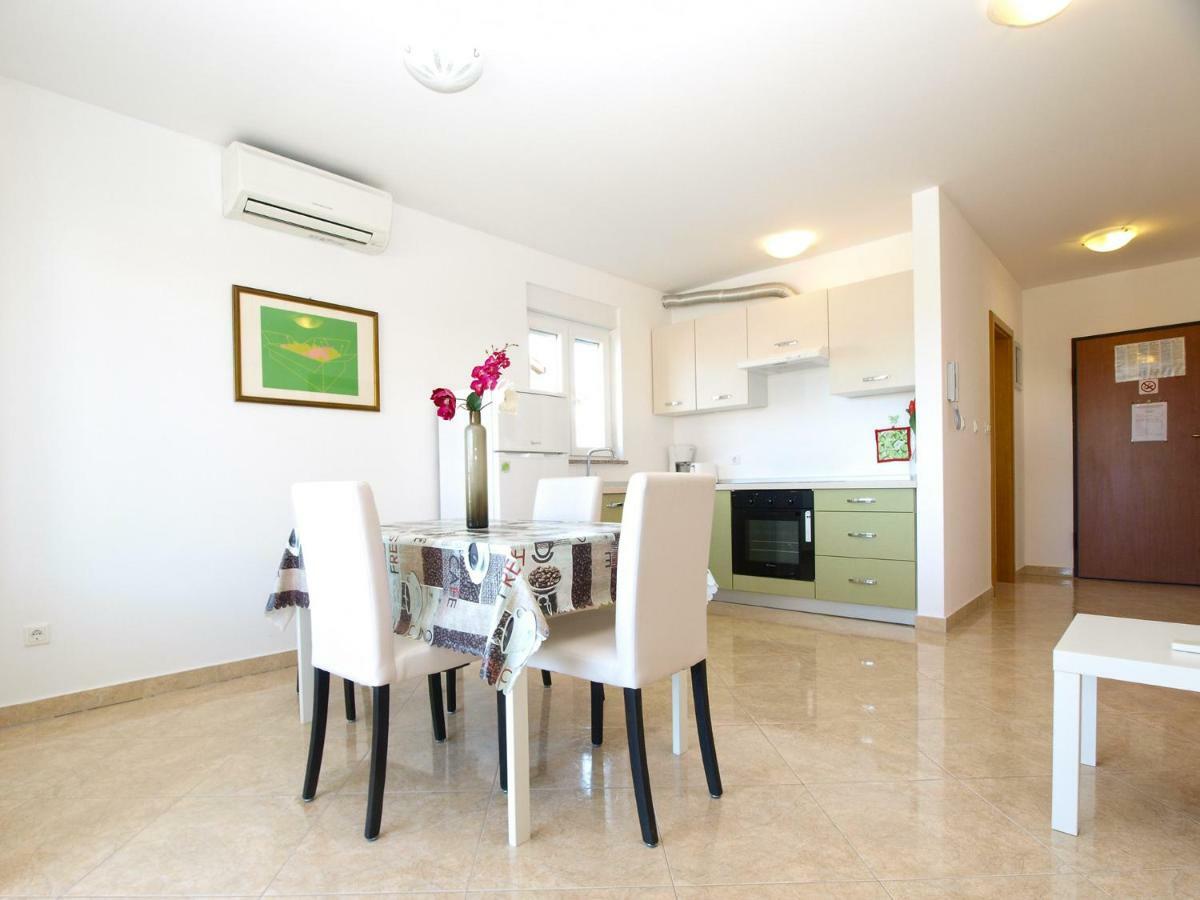 Apartments Majda 1932 Fažana Esterno foto